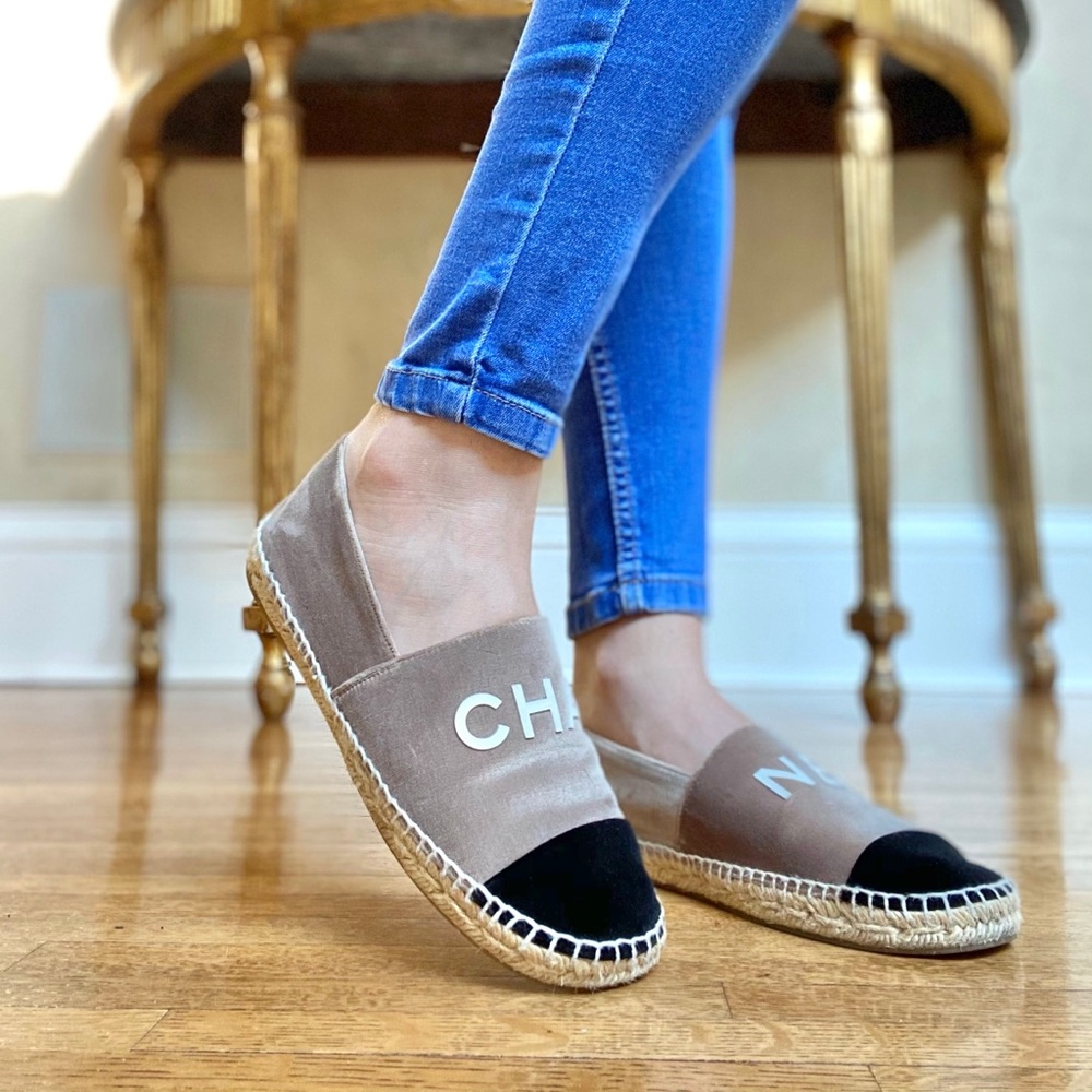 Chanel Espadrilles Size 37 - Picture 6 of 6